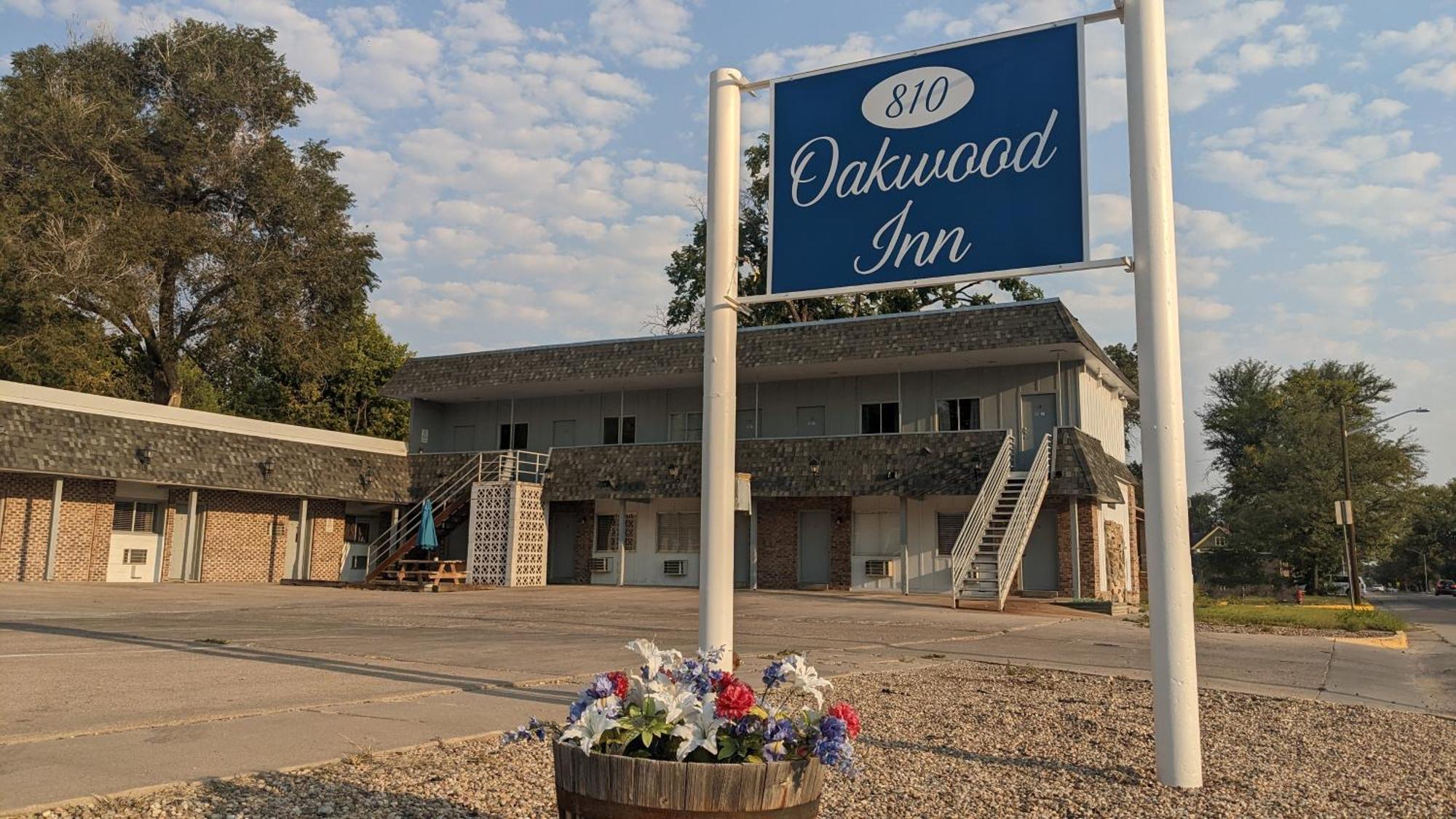 The Oakwood Inn Sterling Eksteriør billede